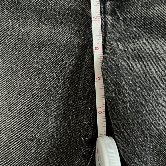 Good American Jeans - Picture 13 of 13